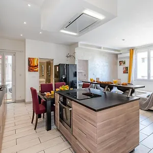 https://t3-moderne-et-cosy-au-bord-de-mer.fr-provencehotel.com