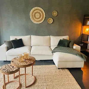 https://ostend-chic.hotelsghent.com