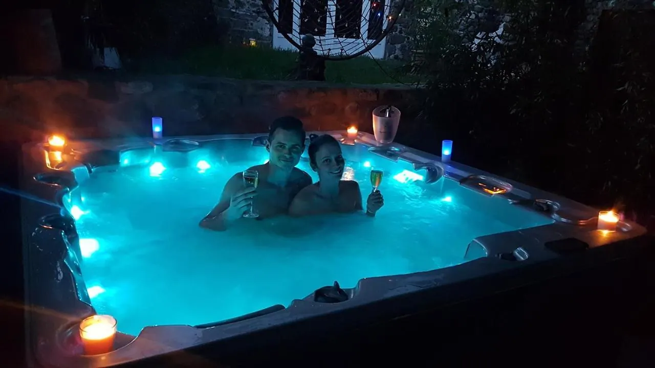 L'Attrape Reve Insolite Saint-Vincent-de-Barres Luxury tent